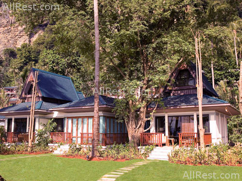 Centara Grand Beach Resort & Villas 2